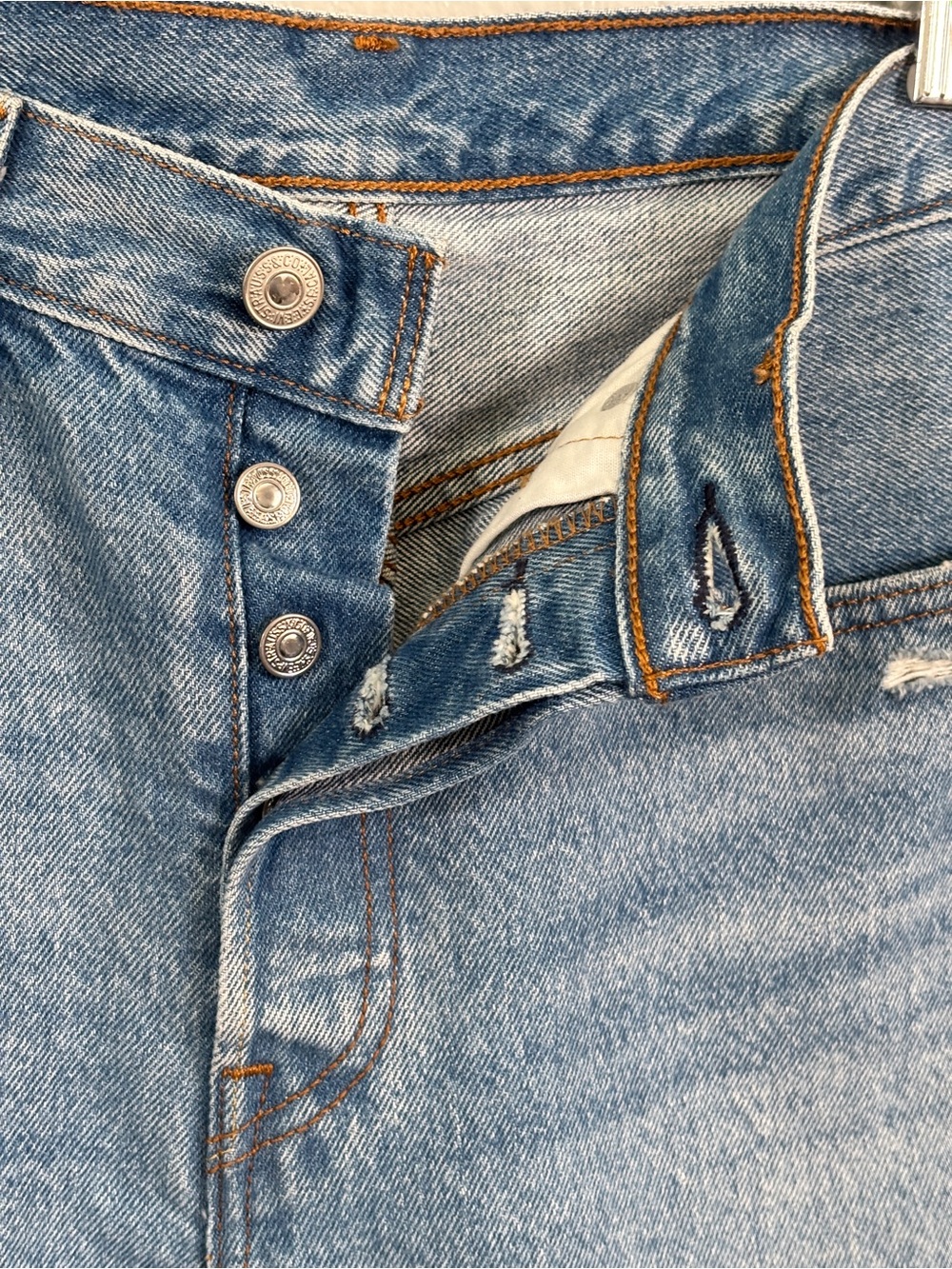 Levi’s 501 Original Fit, Button Fly, Cropped Jeans Sz. 27 - Picture 4 of 10